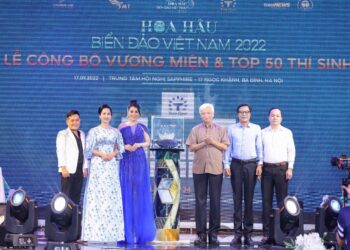 Cận cảnh vương miện 3,9 tỷ đồng của Hoa hậu Biển đảo Việt Nam 2022