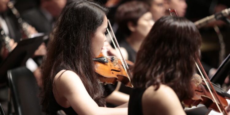 Lộng lẫy đêm nhạc Vũ Điệu Châu Âu tại TP.Hồ Chí Minh