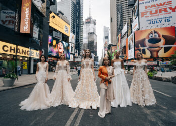 Cận cảnh BST VIET Flora vừa “khuynh đảo” New York Fashion Week