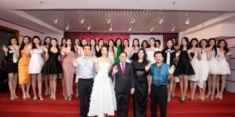 Những thí sinh phía Nam đặt chân vào Chung khảo toàn quốc Hoa hậu Việt Nam 2022 là ai?