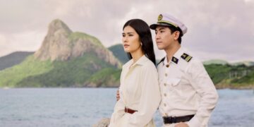Phúc Anh khoe giọng hát đầy cảm xúc trong sản phẩm tự sáng tác “Tháng 13”, đóng cặp cùng Hứa Vĩ Văn.