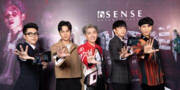 Cody Nam Võ được fan tặng hoa, vương miện kết bằng tiền tại họp báo ra mắt dự án solo