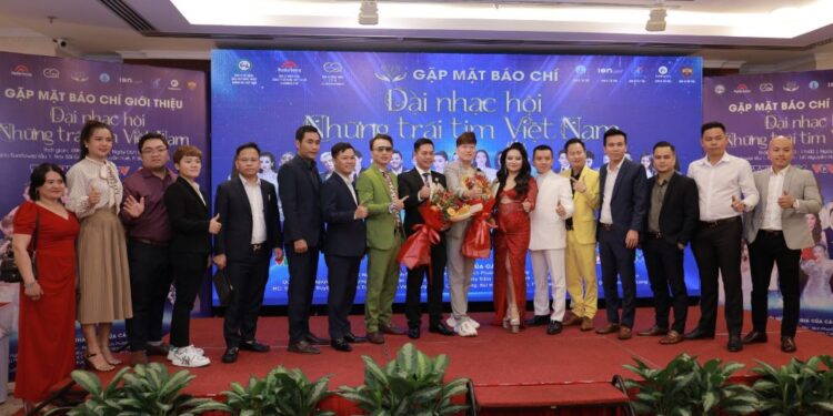 Đại nhạc hội “Những trái tim Việt Nam” – Đêm nhạc vì cộng đồng