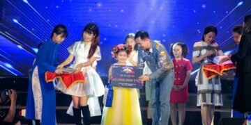 Dàn giám khảo quyền lực căng nào khi ngồi giám khảo chung kết Tìm kiếm tài năng MC nhí 2022