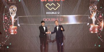 Double U – agency của gần 50 nghệ sĩ – nhận Giải thưởng “SME100 Awards 2022 – Fast Moving Companies”