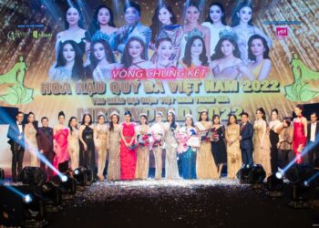 25 gương mặt xuất sắc nhất lộng lẫy trong đêm chung kết Hoa hậu Qúy bà Việt Nam 2022