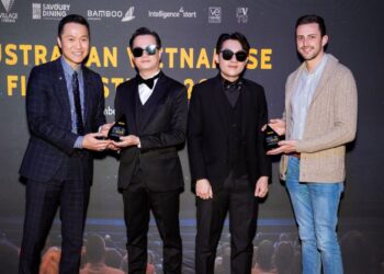 CÔ GÁI TỪ QUÁ KHỨ TỔ CHỨC PREMIERE TẠI ÚC, NHIỀU DIỄN VIÊN VÀ NHÀ LÀM PHIM ĐẾN CHÚC MỪNG