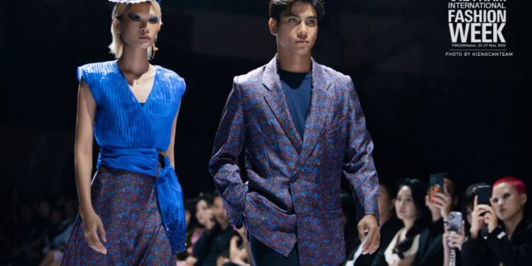 Trang Bùi: Mang góc nhìn mới về người mẫu “lệch chuẩn”, truyền cảm hứng cho người trẻ yêu thời trang