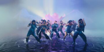 Denis Đặng giải đáp loạt chi tiết cài cắm đầy thú vị trong MV Bo Xì Bo của Hoàng Thuỳ Linh