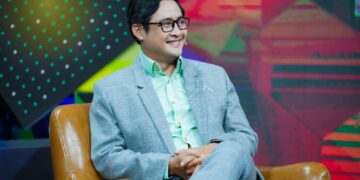 “Kép khờ” Ngọc Tưởng từng đỗ 3 trường đại học, tốt nghiệp thủ khoa đạo diễn với 7 điểm 10