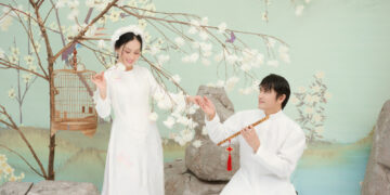 Về Việt Nam ăn Tết, Hà Phương khoe sắc thanh tao, thoát tục trong bộ ảnh đầu xuân