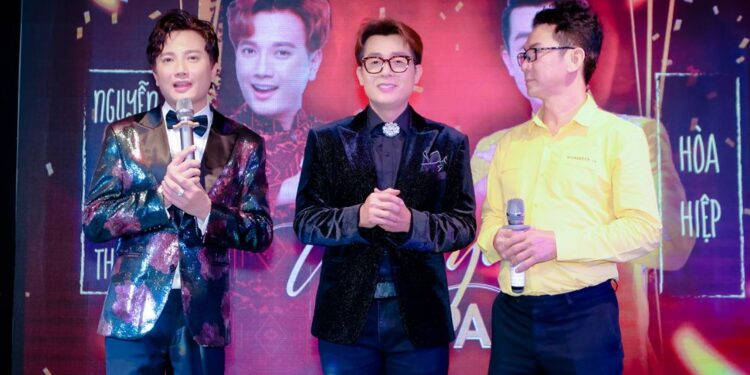 Nghệ sĩ Hòa Hiệp và Bá Thắng đón năm mới với những khát vọng mới