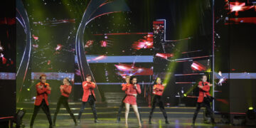 Chi Pu tiếp tục thắng giải Ngôi Sao Xanh