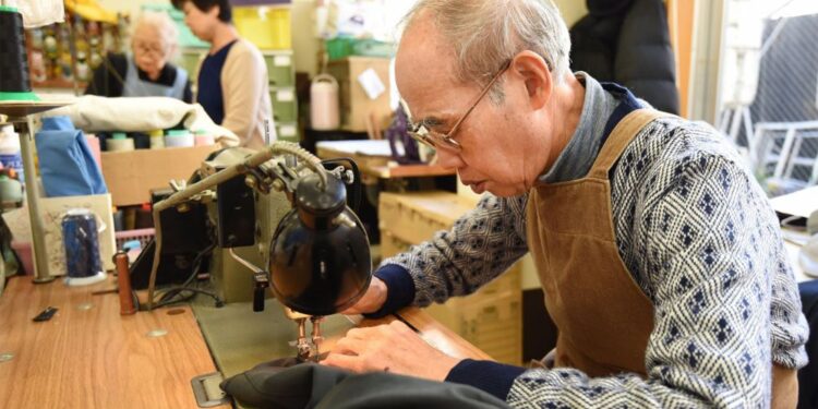 Thu nhập có phải là ưu tiên hàng đầu của thị trường lao động hiện nay?