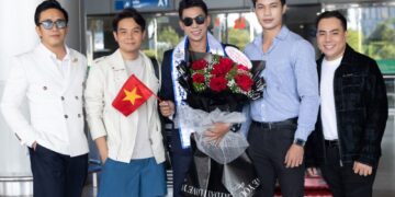 Phùng Phước Thịnh về nước sau khi đăng quang Á vương Du lịch Thế giới 2022