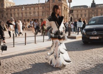 Châu Bùi “mở bát” mùa mốt 2023 với lịch trình dày đặc tham dự Fashion Week Milan và Paris