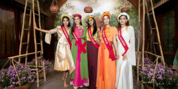 Dàn người đẹp Miss Charm 2023 ‘phát cuồng’ vì phở, chả cá, bánh tráng