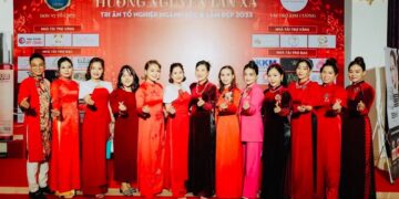 1.000 người thành kính dâng hương tri ân Tổ nghiệp nghề tóc và làm đẹp năm 2023