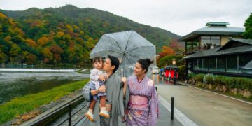 Xem xong MV Đông Nhi – Ông Cao Thắng chỉ muốn bay ngay tới Nhật để check-in loạt cảnh đẹp như phim