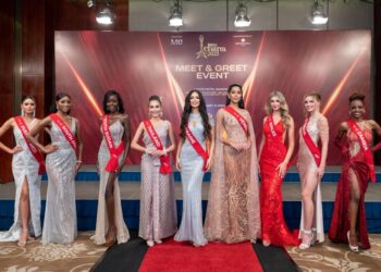 Thí sinh Miss Charm thích thú chia sẻ trải nghiệm khi đến Việt Nam