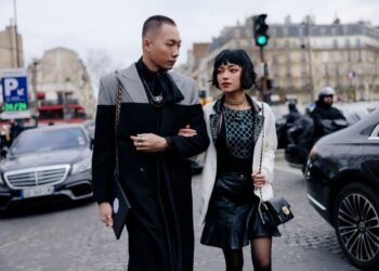 Trở lại Chanel Fashion Show sau 4 năm, Châu Bùi khiến fan Việt tự hào