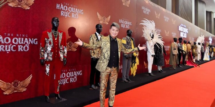 Ca sĩ Đàm Vĩnh Hưng điều chỉnh tên phim tiểu sử sau tranh cãi “The King”, tuyên bố “cầu thị ý kiến của khán giả”