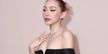 Tóc Tiên diện bộ trang sức cao cấp gần 35 tỷ đồng, là đại diện Việt Nam đầu tiên tham dự tiệc VIP của thương hiệu BVLGARI