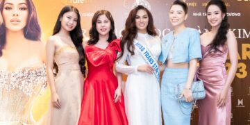 Trương Ngọc Hoàng Kim tràn ngập hạnh phúc, lộng lẫy đội vương miện Miss Trans Star Việt Nam 2023