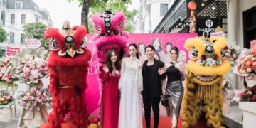 Dàn sao Việt đình đám chúc mừng Hoa hậu Như Quỳnh và các cộng sự mở Học viện đào tạo người mẫu nhí