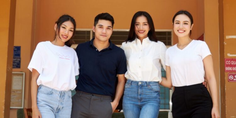 NGỌC CHÂU, THẢO NHI VÀ THỦY TIÊN DỰ LỄ KHÁNH THÀNH CẦU KÊNH NHÁNH, TRAO QUÀ NGƯỜI DÂN KHÓ KHĂN TỈNH LONG AN