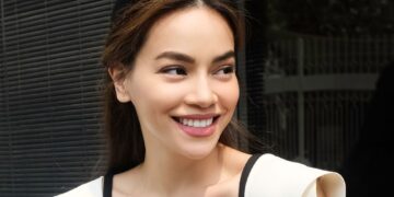 Hồ Ngọc Hà hát nhạc thập niên 2000 tại Love Songs Đà Nẵng