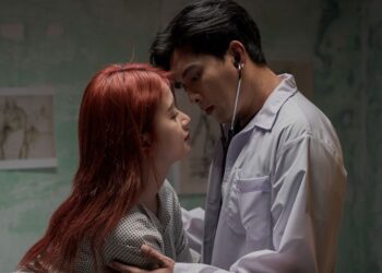 Hồ Quang Hiếu nói gì về cảnh diễn viên nữ “lộ ngực” trong MV mới