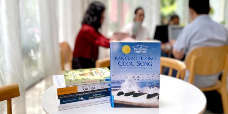 Lắng đọng những thanh âm cuộc đời qua ‘Hạt Giống Tâm Hồn – Bản giao hưởng cuộc sống’