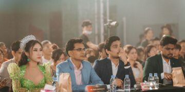 Nguyễn Trang Nguyệt Minh lộng lẫy ngồi ghế giám khảo Miss Teen International 2023