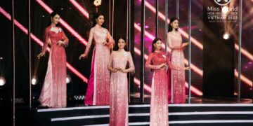  Mãn nhãn BST Áo dài “Ngân Hà” của NTK Ngô Nhật Huy trên sân khấu đêm Chung khảo Toàn quốc Miss World Vietnam