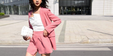 Phong cách Chic Casual của ByMoon khẳng định vị trí trong lòng giới trẻ hiện đại