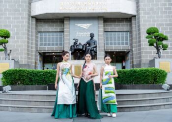 Katherine Minh Vy diễn vedette 3 bộ sưu tập mới 