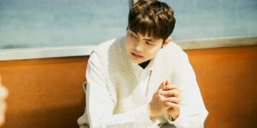 Sự trở lại ấn tượng của Andiez cùng bản ballad tự sự đầy da diết “Ai Đang Ở Trong Gương”