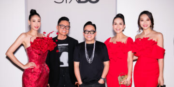 Tham dự show thời trang quốc tế của Đỗ Mạnh Cường tại Mỹ, Á hậu điện ảnh Thư Đình nhận thêm tin vui mới