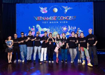 Hoàng Thùy Linh làm Vietnamese Concert đúng vào đêm Rằm Trung Thu
