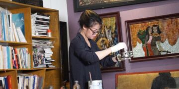 “Choáng” với sức làm việc của họa sỹ phố núi Mai Thị Kim Uyên