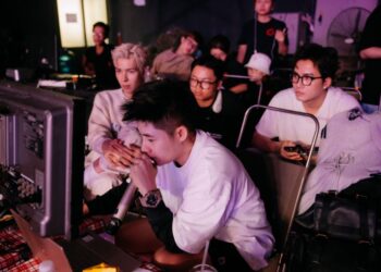 “Đạo diễn triệu view” Đinh Hà Uyên Thư tiết lộ cảnh bay ấn tượng của Hồng Nhung và Huyền Baby