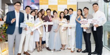 Midu, Song Luân, Trương Quỳnh Anh chúc mừng NS Sĩ Thanh khai trương VSiTa Dental