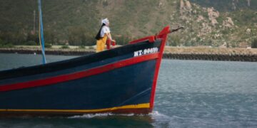 Không còn “quậy” vì “mẹ anh bắt chia tay”, Miu Lê bất ngờ “suy” với Cô Đơn Đã Quá Bình Thường