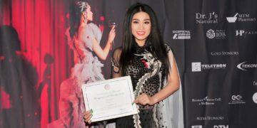  Không chỉ là vợ đảm, mẹ hiền, Hồ Xuân Đào còn biết cân đối cả hai vai trò doanh nhân và nghệ sĩ