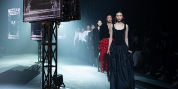 SR Celebrating Local Pride Thu Đông 2023 không chỉ trình diễn mà còn giúp mang về doanh thu bán hàng