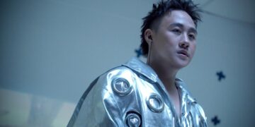 Đúng như lời “hứa hẹn” ở live-concert, Trung Quân chính thức ra mắt MV Gặp Em Lúc Tan Vỡ