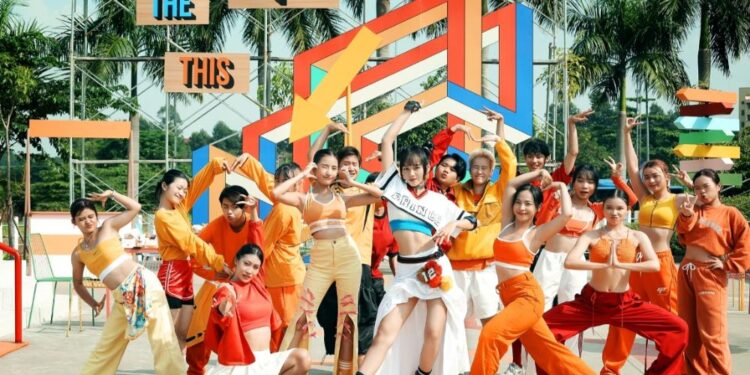 Tân binh Giana tung MV debut khoe kỹ năng “lướt gió” bằng roller skate “siêu nghệ”