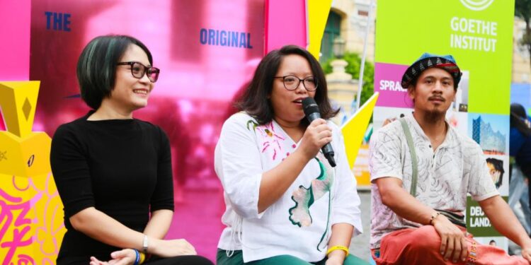 Viện Goethe tại TP.HCM mang nghệ sĩ xiếc nhảy từ Berlin về Việt Nam biểu diễn