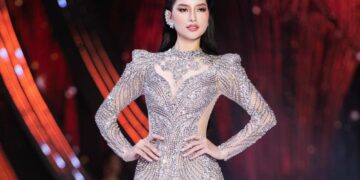 Hoàng Nhung tiếp tục lọt Top 6 phần thi Người đẹp biển   